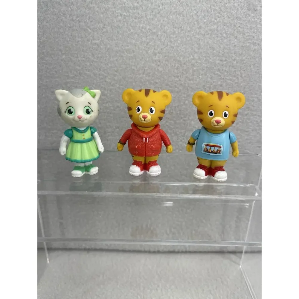 Daniel Tigers Neighborhood Mini Figures Toy Lot PBS Cake Toppers